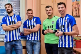 Předvánoční návštěva hráčů z MFK Vítkovice udělala dětem radost